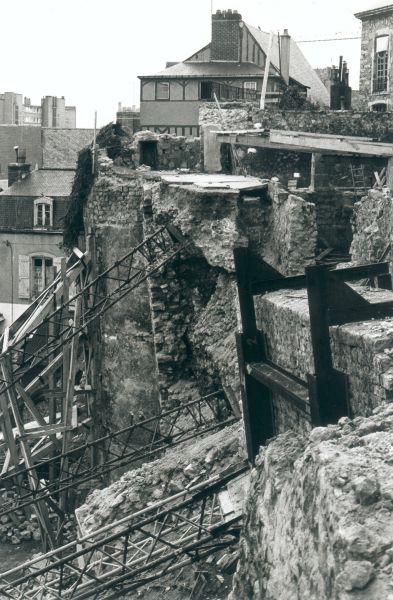 Photo de l'effondrement rue Saint–Flaceau en 1977